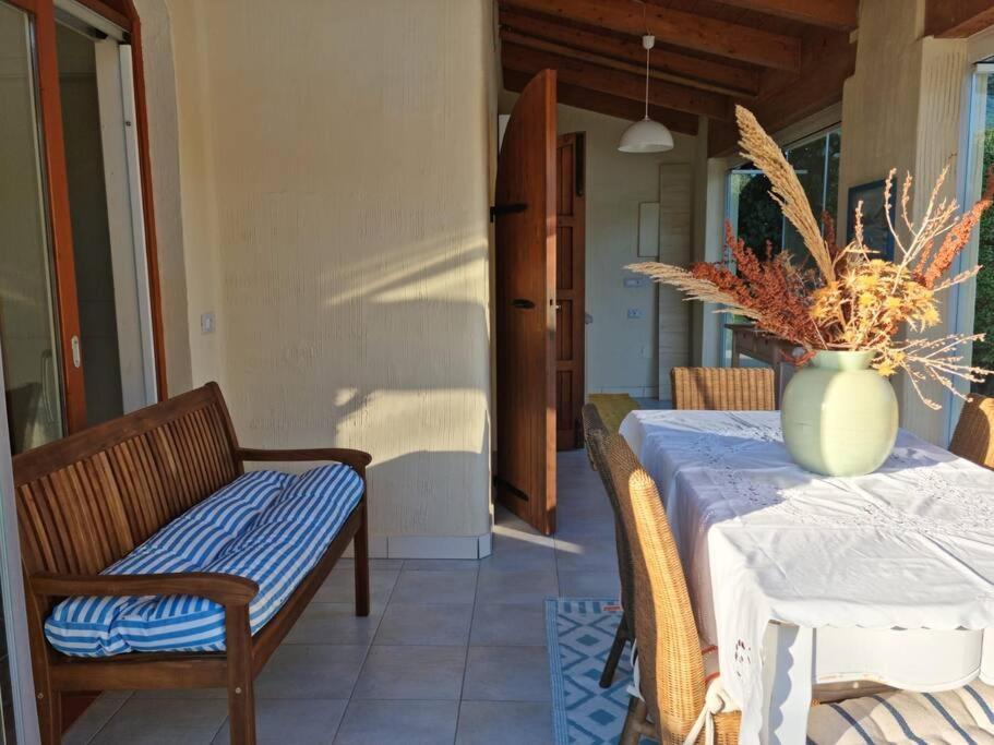 Villa Tea, Residenza Incantevole Con Giardino . Flumini di Quartu Exterior foto